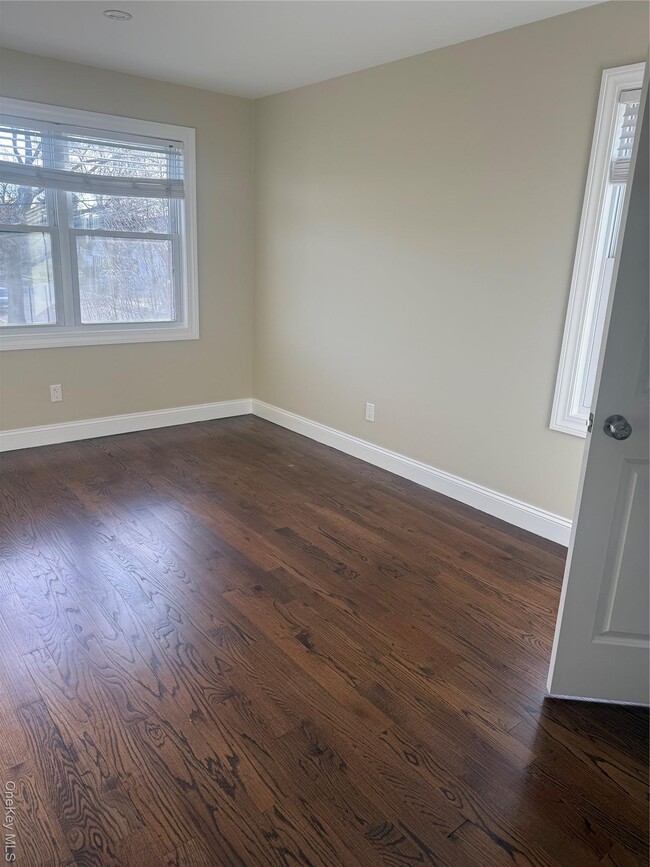 Building Photo - 75 Lenox Ave