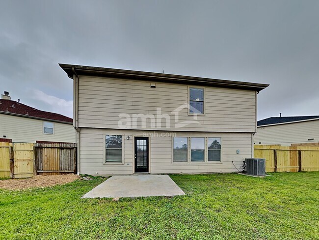 Building Photo - 15431 Kellerwood Dr