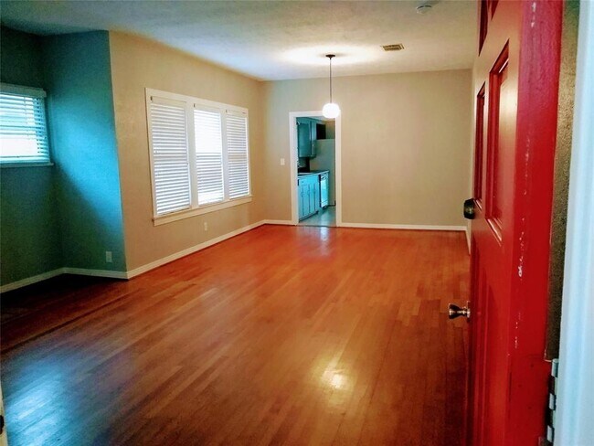 Building Photo - 4009 Norhill Blvd