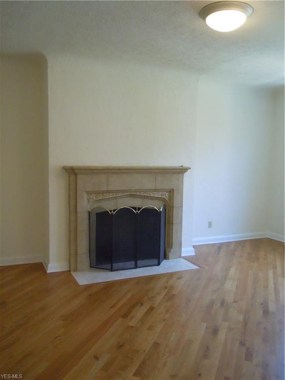 Building Photo - 15700 Van Aken Blvd