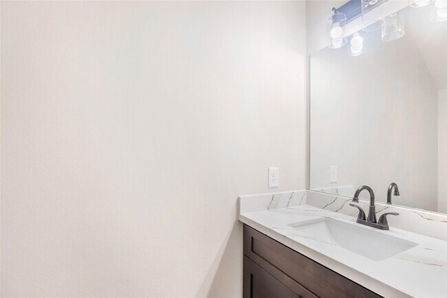 Building Photo - 322 Carlos Leal Dr