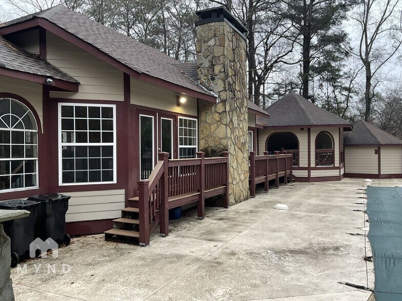 Building Photo - 1213 Waterville Ct