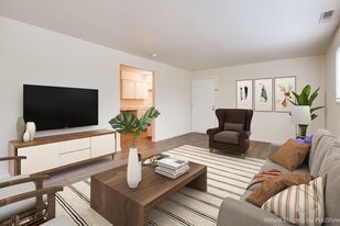 Building Photo - Spring Creek Apartments