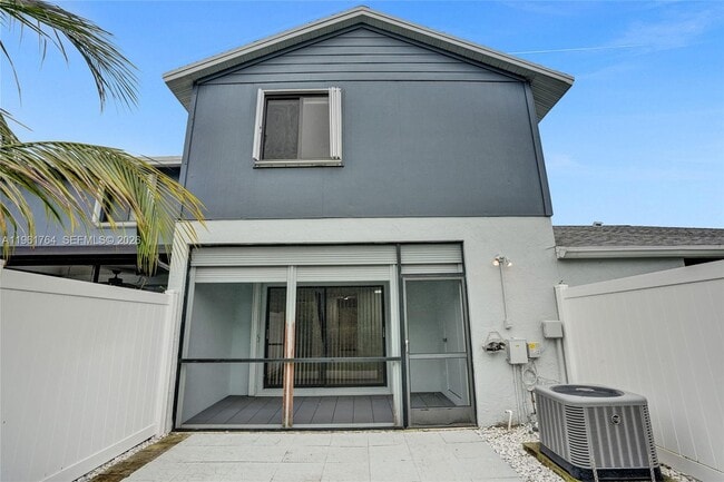 Building Photo - 2641 Gately Dr W