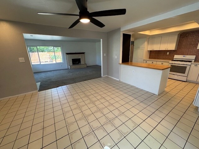 Building Photo - 514 Dove Cir