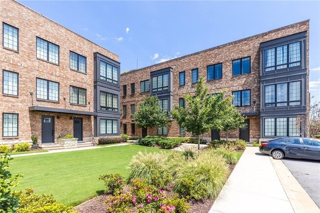 Building Photo - 250 Castleberry Station Dr SW