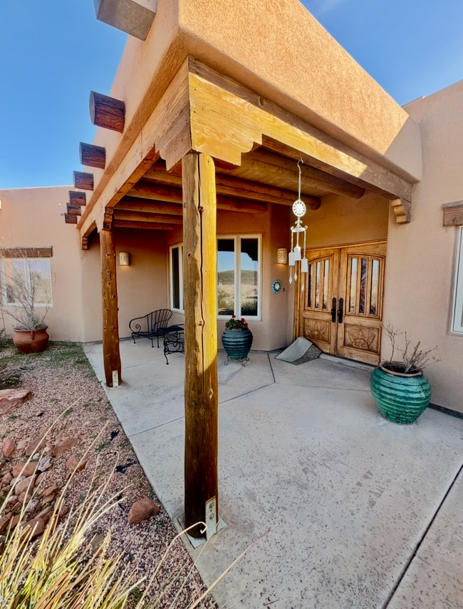 Building Photo - 3369 S 1100 W