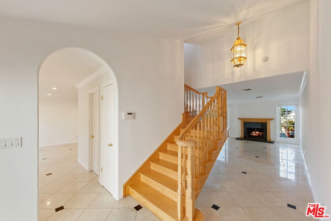 Building Photo - 32173 Sailview Ln