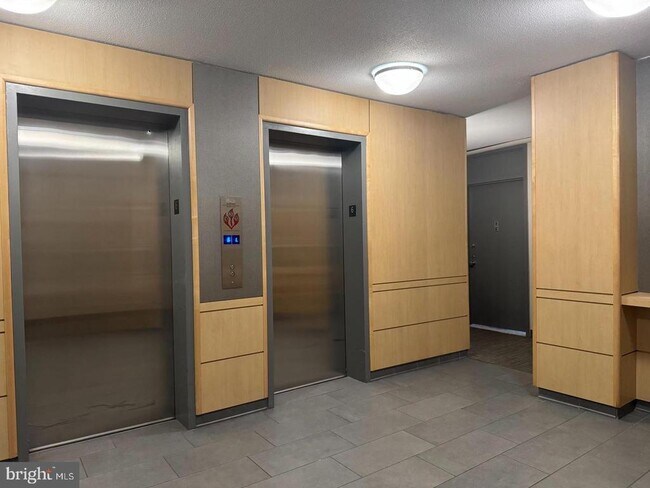 Building Photo - 4242 East-West Hwy