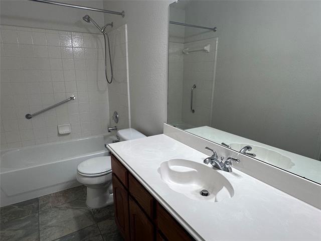 Building Photo - 2514 Chapel Hill Dr