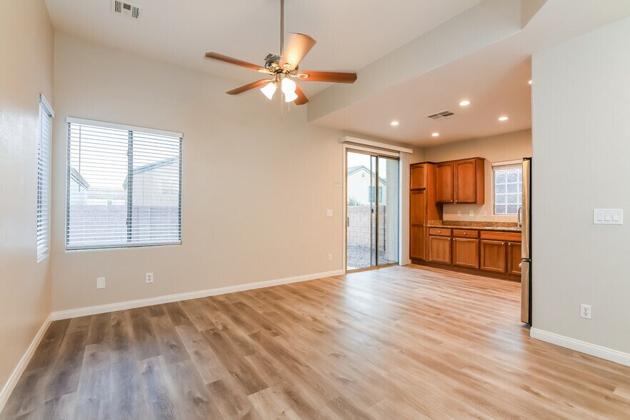 Building Photo - 328 Sweet Sugar Pine Dr