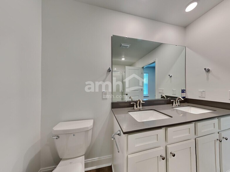 Building Photo - 167 Anthurium Dr