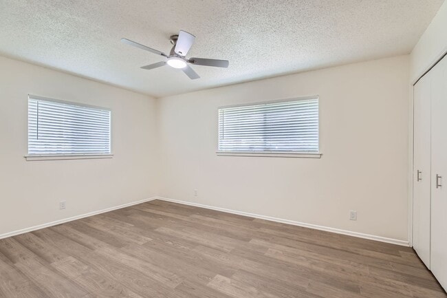 Building Photo - First time rental!