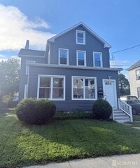Building Photo - 67 Manning Ave