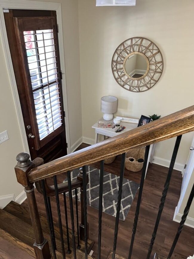 Building Photo - Modern 3BR/3.5BA Townhome Near Auburn Univ...