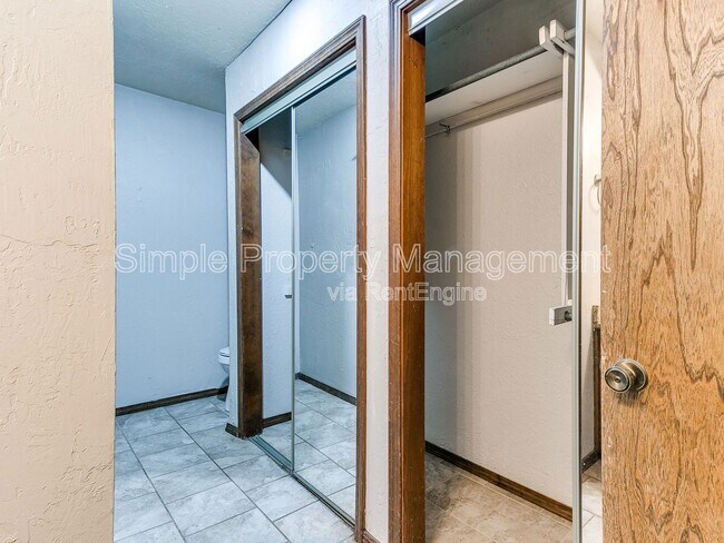 Building Photo - 3716 Summer Cloud Dr