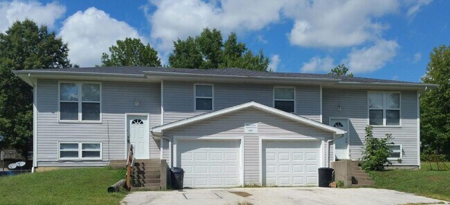 Primary Photo - 501 W Mauller Rd