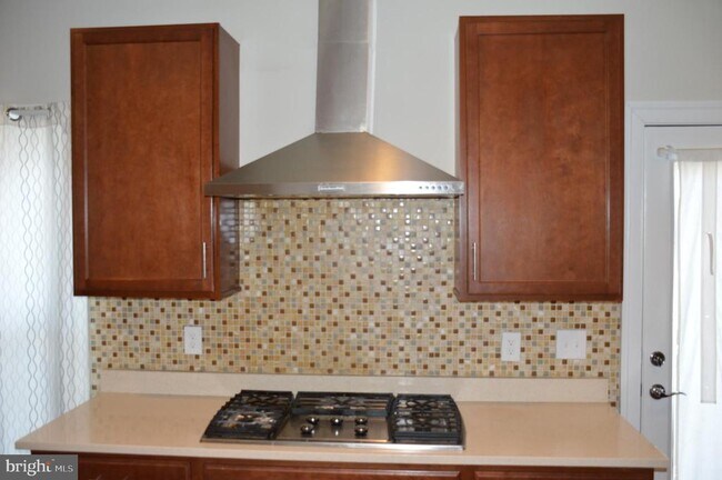 Building Photo - 3059 Waterloo Ln