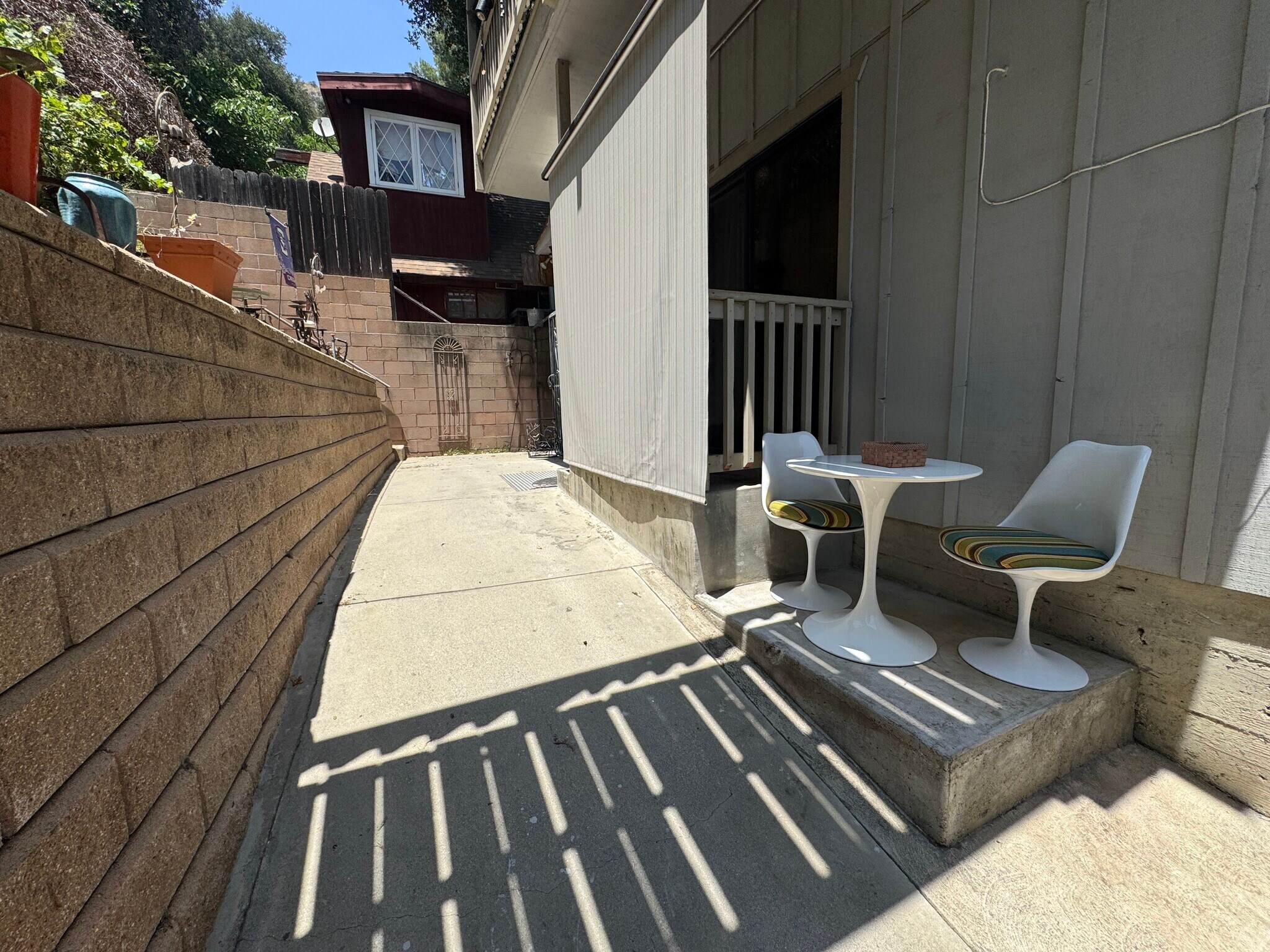 Building Photo - 673 Brookside Ln
