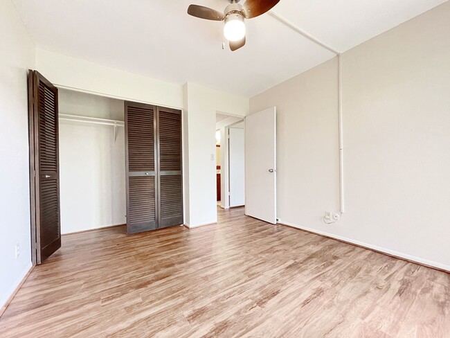 Building Photo - Spacious 3/2 in Kaneohe with Tropical Views