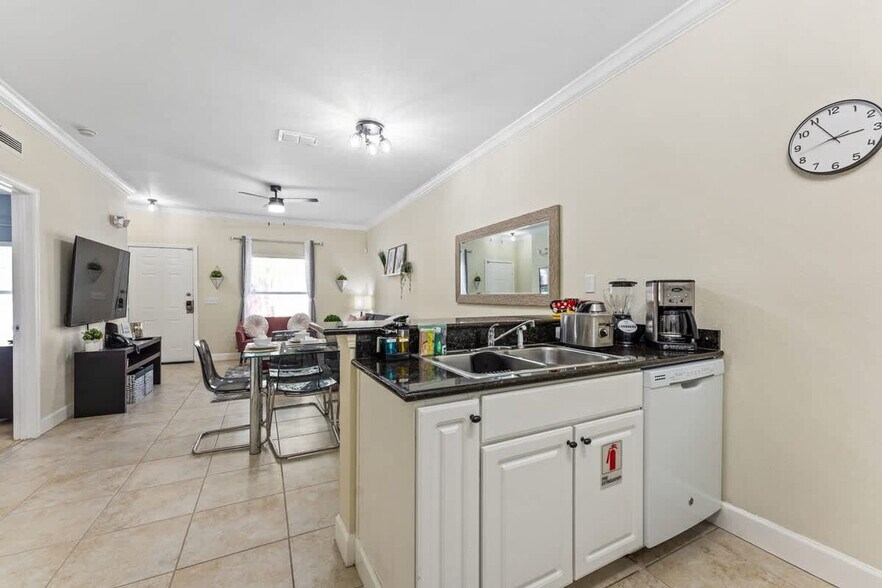 Building Photo - 2960 Lucayan Harbour Cir