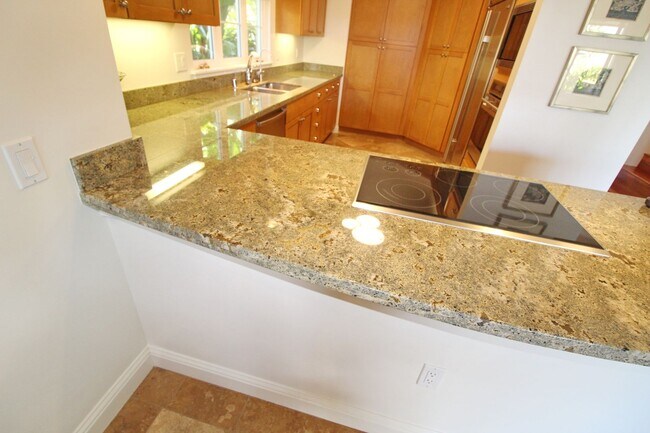 Building Photo - 2026 Kai Malu in Wailea? Nicely Furnished ...