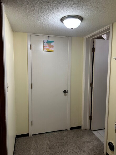 Building Photo - 3080 Perrot Ave S