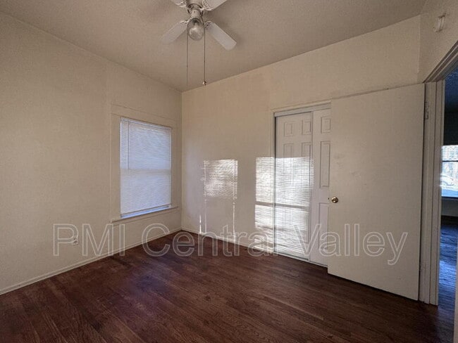 Building Photo - 1141 N Sierra Nevada St