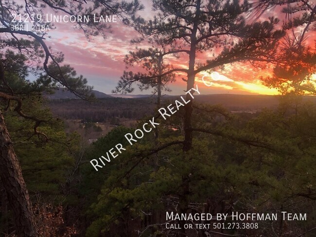 Building Photo - 21219 Unicorn Ln