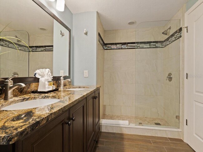 Building Photo - 3401 54th Dr W