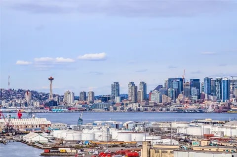 Building Photo - 2064 SW Charlestown St