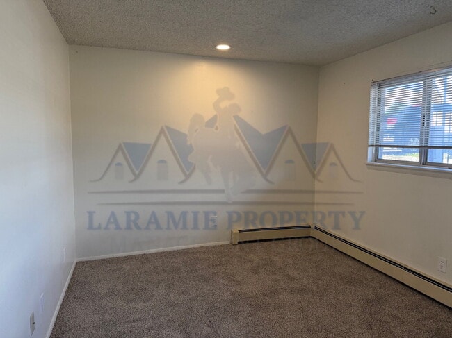 Building Photo - 1 Bed 1 Bath Apartment