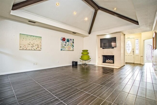 Building Photo - 9127 Valley Chapel Ln