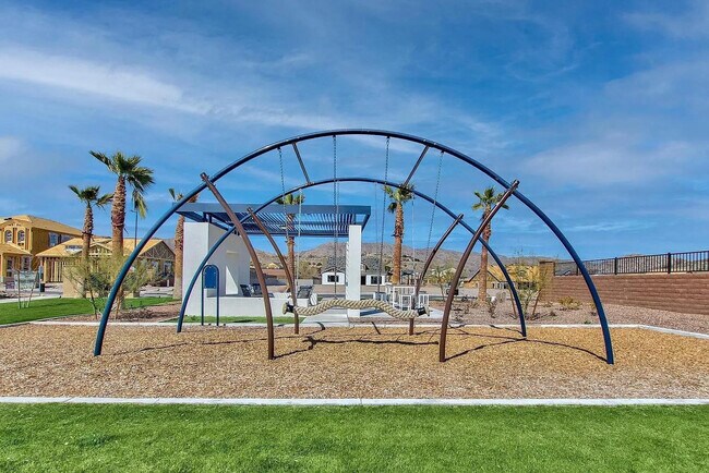 Building Photo - 820 E Ashurst Dr