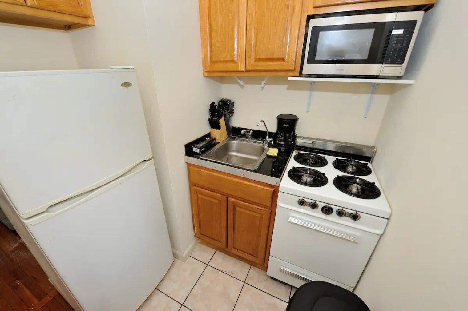 Building Photo - 1762 2nd Ave