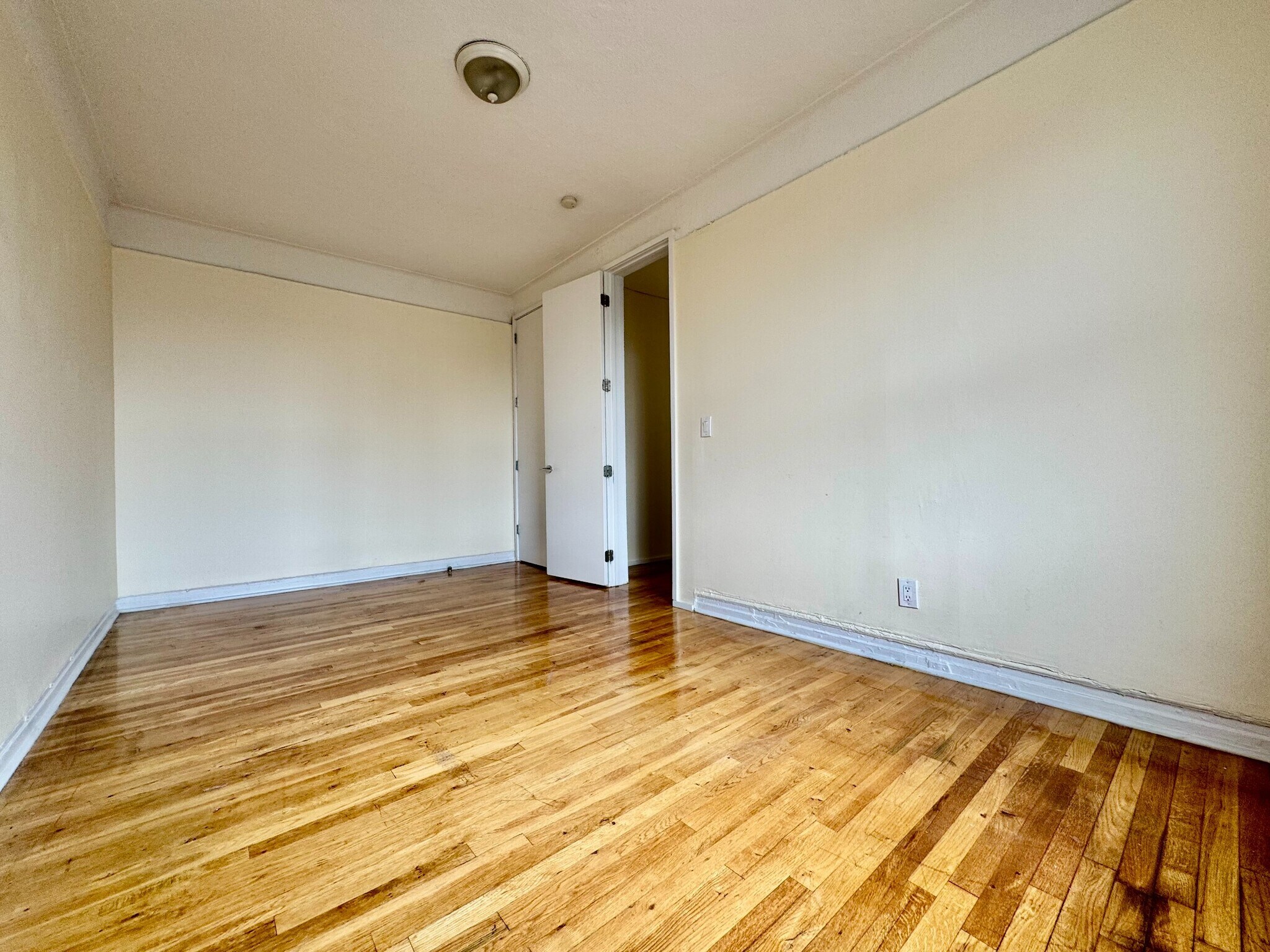 Building Photo - 500 W 140th St