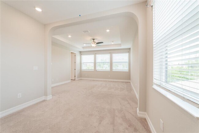Building Photo - 4667 San Martino Dr
