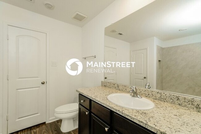 Building Photo - 3 Bedroom Pet-Friendly Home in New Braunfels, TX with Main Street Renewal