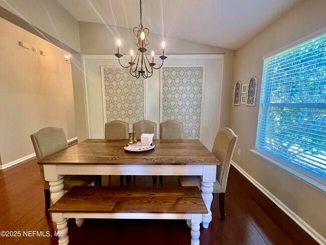 Building Photo - 1607 Harvest Cove Dr