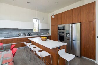 Building Photo - 1616 Amherst Ave