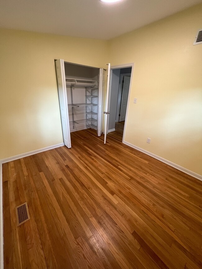 Building Photo - 17639 Dolores St