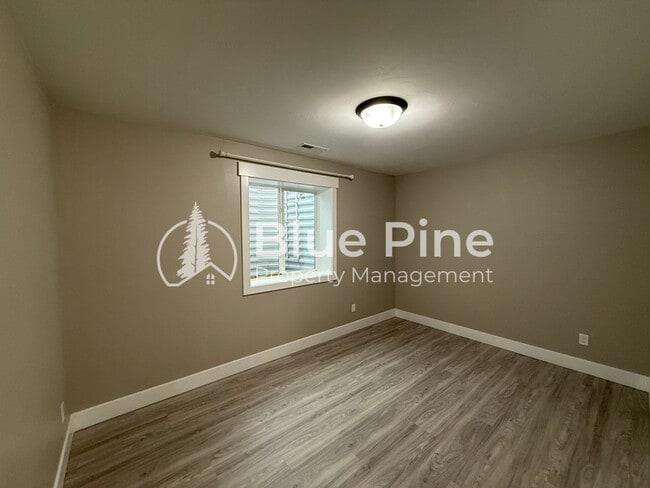 Building Photo - 3755 Harrington Rd