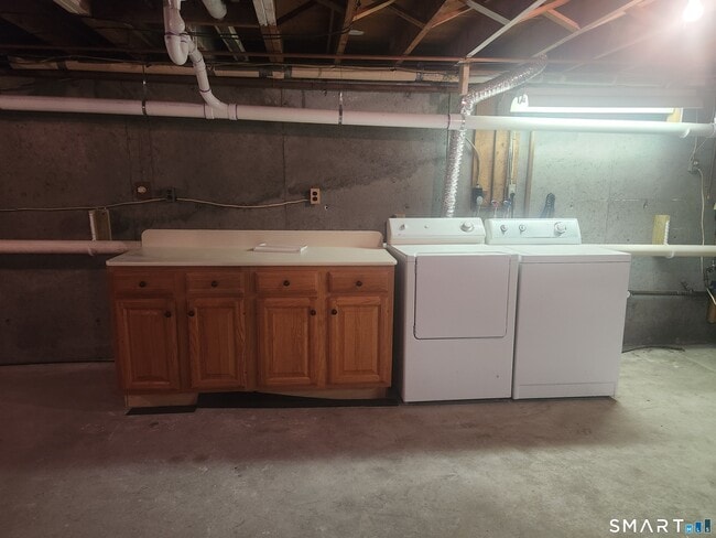 Building Photo - 8 Quinn St