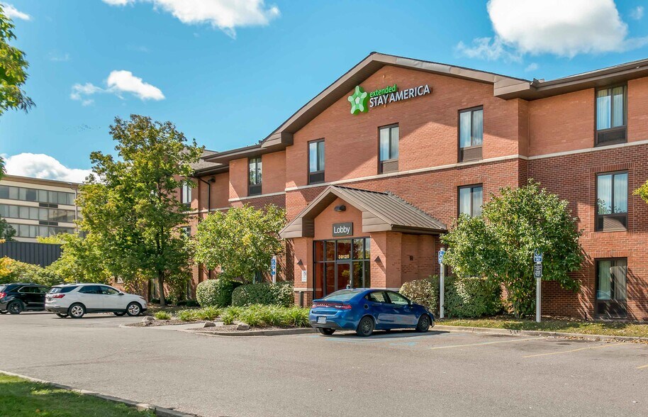 Furnished Studio Warren 30125 N Civic Center Blvd Warren MI 48093