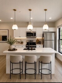 Building Photo - 136 201