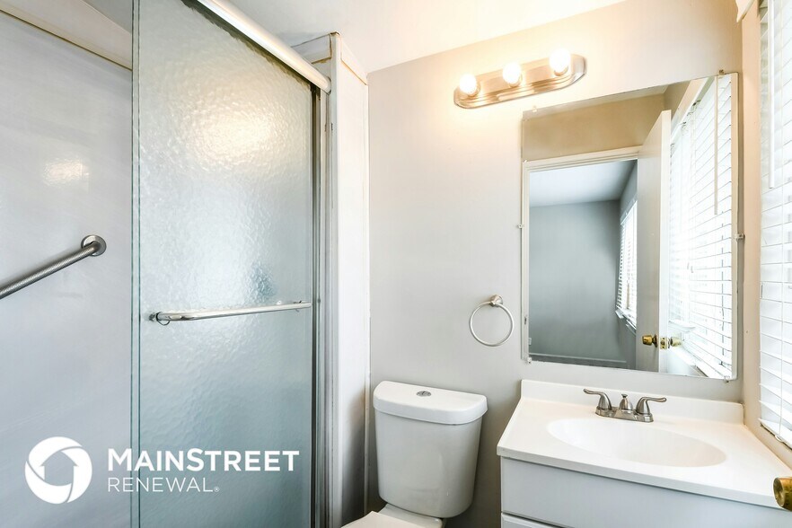 Building Photo - 3665 Hambletonian Dr