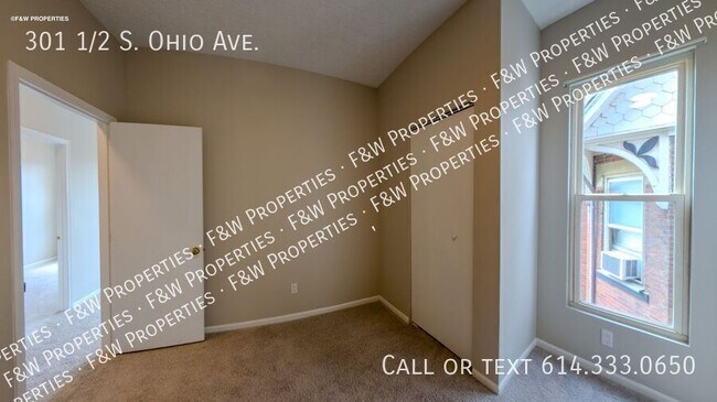 Building Photo - 301 1/2 S. Ohio Ave.-