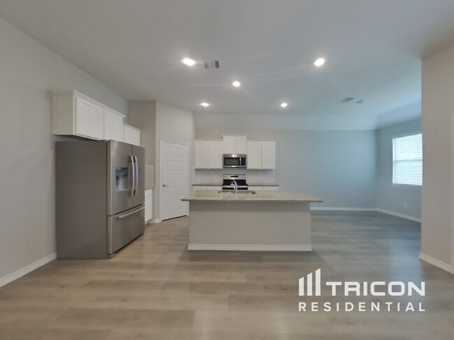 Building Photo - 714 Barbary Ln