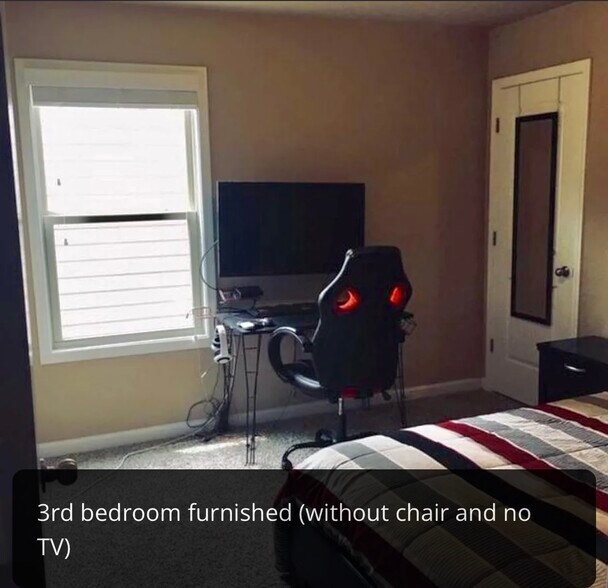 Building Photo - 3911 Kingfisher Dr