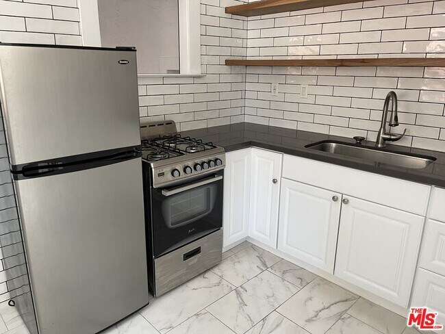 Building Photo - 1307 Innes Pl